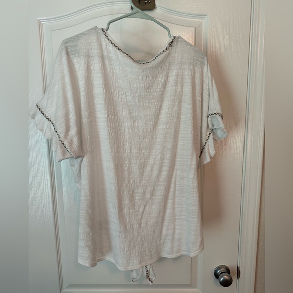 Max Studio, white tie shirt - Picture 2 of 2